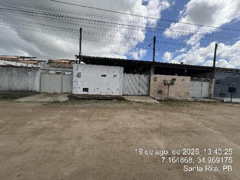Casa em leilão em Santa Rita - PB — LOTE 264 IMÓVEIS CAIXA