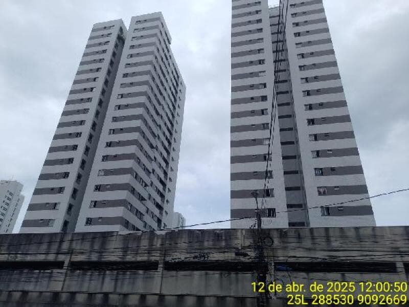 Apartamento em leilão em Jaboatão Dos Guararapes - PE — LOTE 270 IMÓVEIS CAIXA