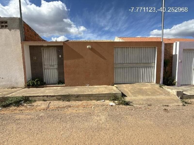 Casa em leilão em Trindade - PE — LOTE 278 IMÓVEIS CAIXA
