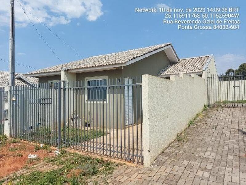 Casa em leilão em Ponta Grossa - PR — LOTE 335 IMÓVEIS CAIXA