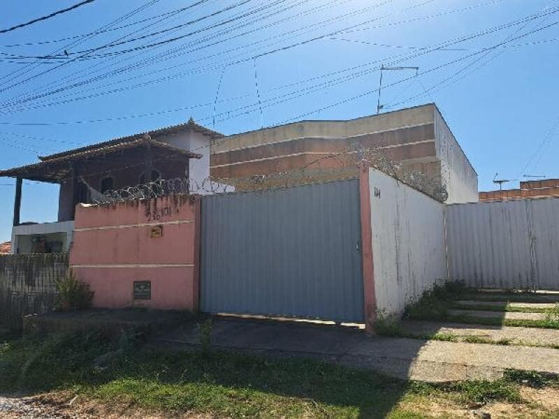 Casa em leilão em Araruama - RJ — LOTE 348 IMÓVEIS CAIXA