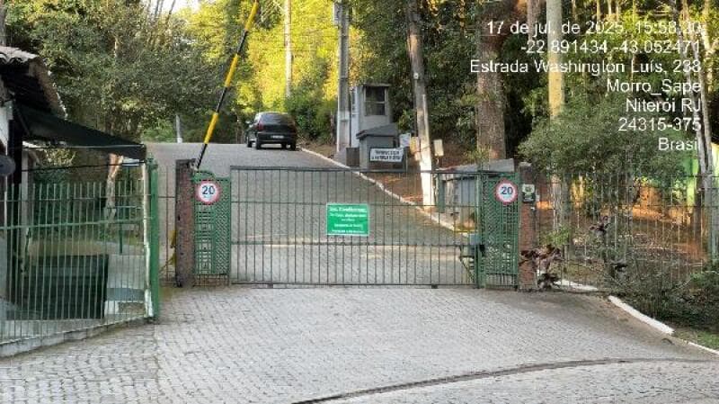 Casa em leilão em Niterói - RJ — LOTE 366 IMÓVEIS CAIXA