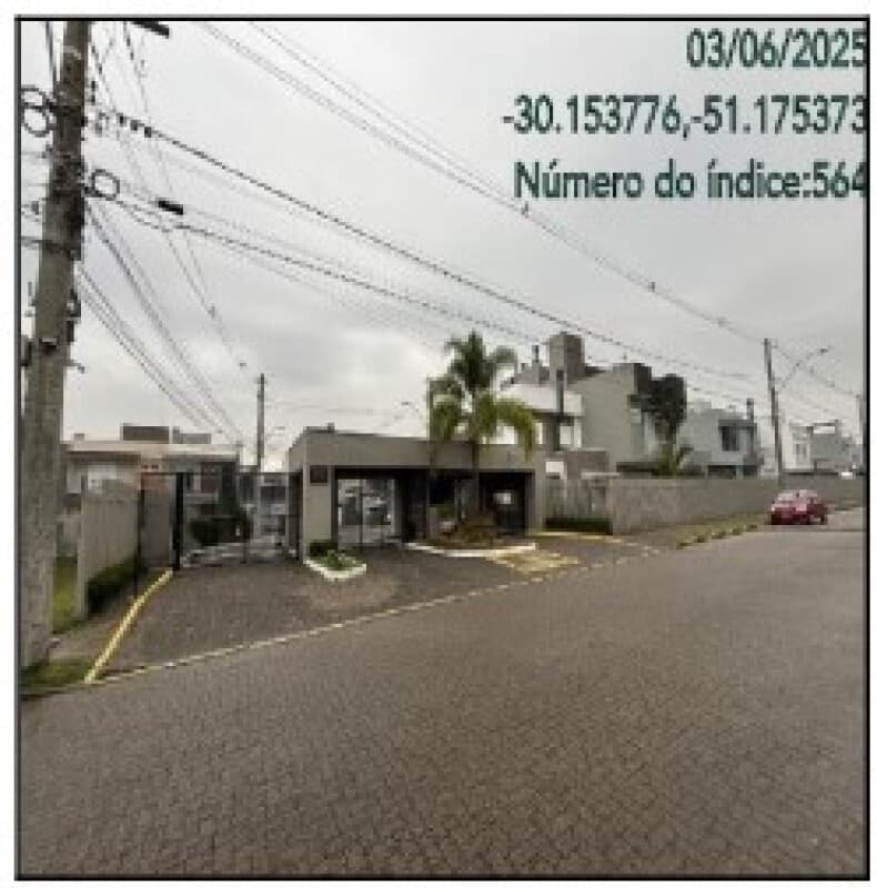 Casa em leilão em Porto Alegre - RS — LOTE 446 IMÓVEIS CAIXA
