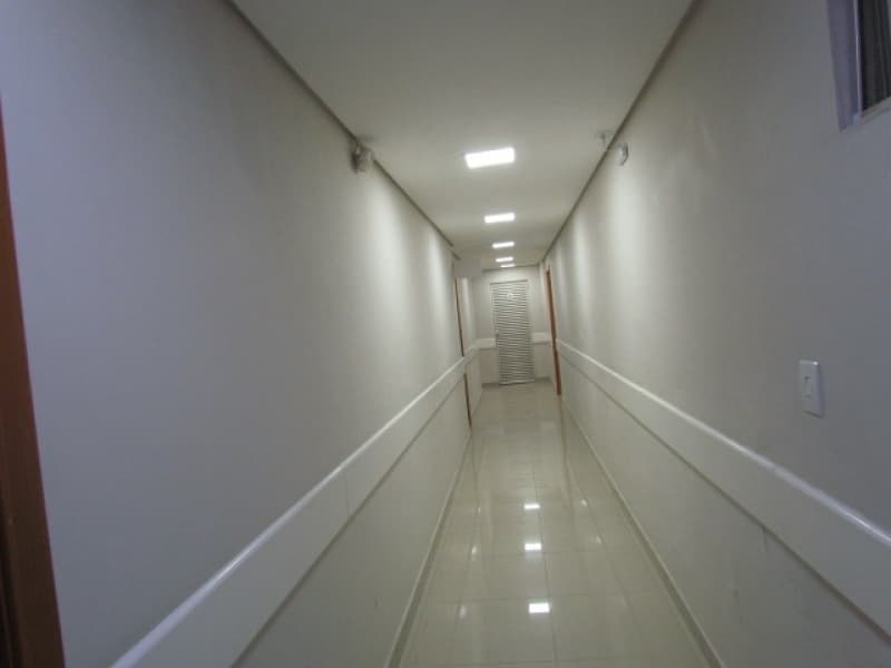 Foto 21 de 21: Comercial em leilão em Porto Alegre - RS, bairro Santana — LOTE 001 PRÉDIO NA RUA OVALO BILAC COM 1.083 M2