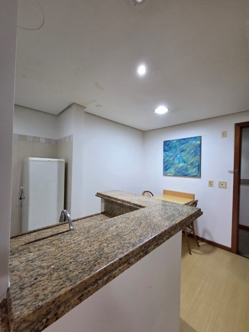 Foto 2 de 16: Apartamento em leilão em Porto Alegre - RS, bairro Moinhos de Vento — LOTE 001 APARTAMENTO RUA RAMIRO BARCELOS