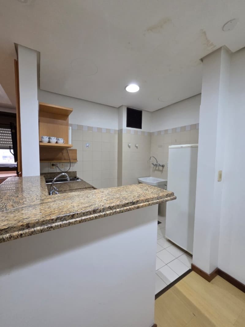 Foto 5 de 16: Apartamento em leilão em Porto Alegre - RS, bairro Moinhos de Vento — LOTE 001 APARTAMENTO RUA RAMIRO BARCELOS