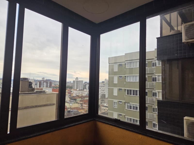 Foto 7 de 16: Apartamento em leilão em Porto Alegre - RS, bairro Moinhos de Vento — LOTE 001 APARTAMENTO RUA RAMIRO BARCELOS