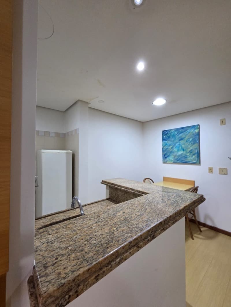 Foto 13 de 16: Apartamento em leilão em Porto Alegre - RS, bairro Moinhos de Vento — LOTE 001 APARTAMENTO RUA RAMIRO BARCELOS