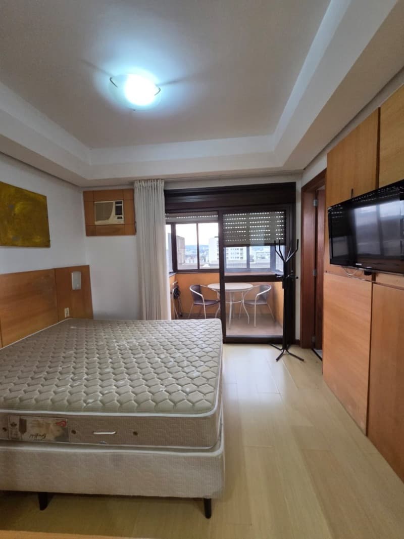 Foto 14 de 16: Apartamento em leilão em Porto Alegre - RS, bairro Moinhos de Vento — LOTE 001 APARTAMENTO RUA RAMIRO BARCELOS