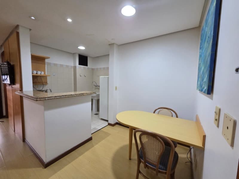 Foto 15 de 16: Apartamento em leilão em Porto Alegre - RS, bairro Moinhos de Vento — LOTE 001 APARTAMENTO RUA RAMIRO BARCELOS