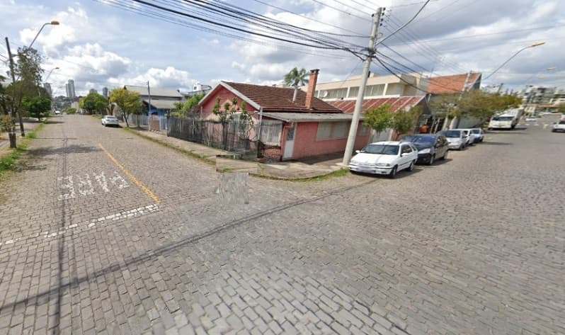 Foto 1 de 6: Terreno em leilão em Caxias Do Sul - RS — LOTE 005 33,33% dos direitos e ações rua XV de Novembro 792 - Caxias do Sul