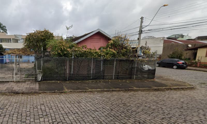 Foto 5 de 6: Terreno em leilão em Caxias Do Sul - RS — LOTE 005 33,33% dos direitos e ações rua XV de Novembro 792 - Caxias do Sul