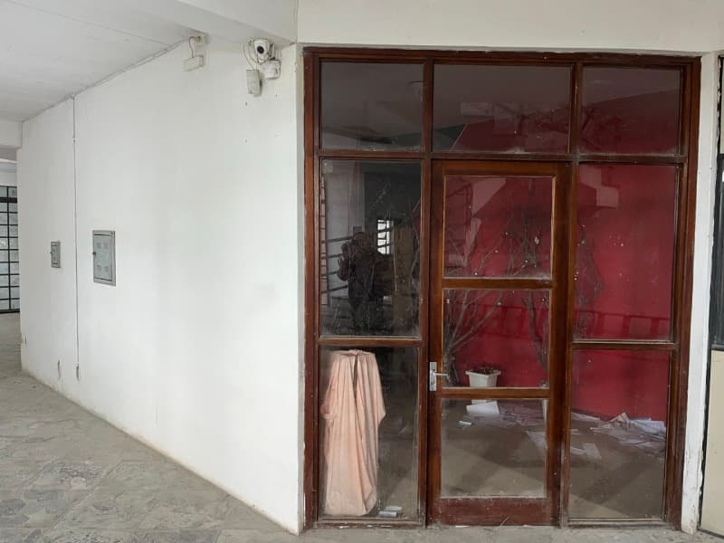 Foto 6 de 8: Comercial em leilão em Pelotas - RS — LOTE 002 Loja 77 no Centro Comercial Bairro Cidade na Av. Duque de Caxias 390, Fragata, Pelotas