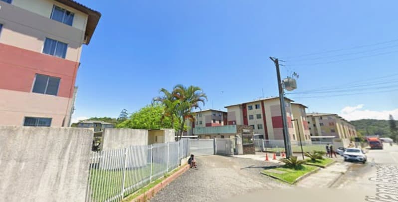 Apartamento em leilão em Joinville - SC, bairro Itinga — LOTE 001 Apartamento nº 41 bloco 01 do Condomínio Residencial Trentino I em Joinville