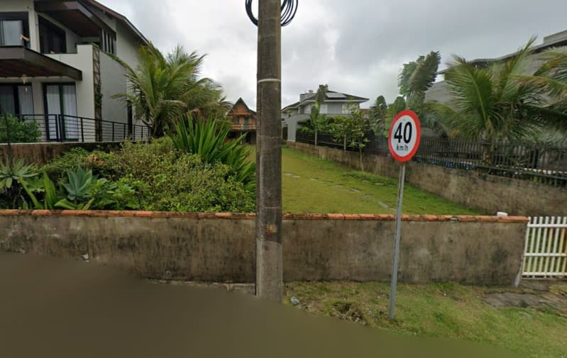 Foto 2 de 4: Terreno em leilão em São Francisco - SP, bairro Ubatuba — LOTE 001-3 Lote 02