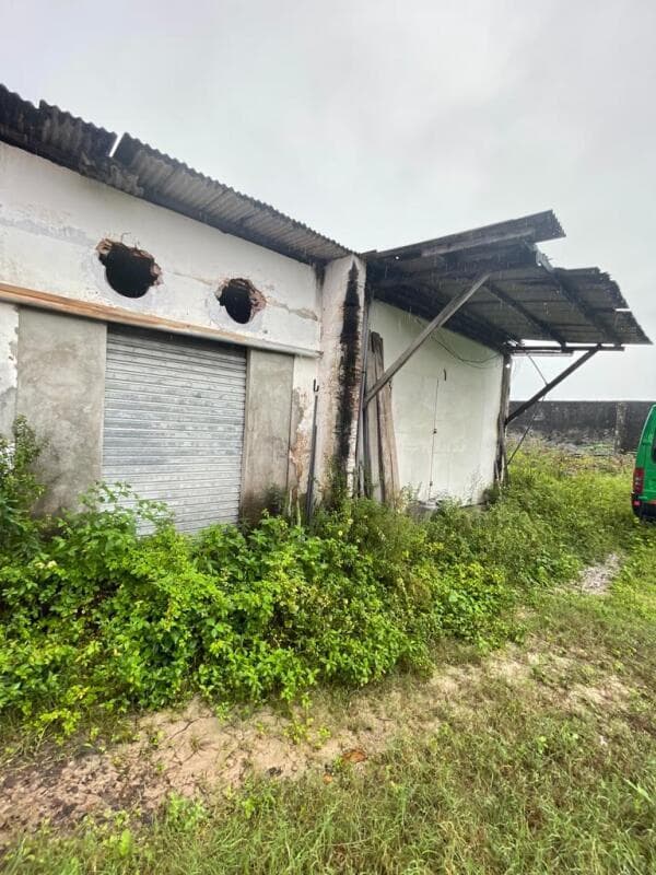 Foto 12 de 35: Comercial em leilão em Aracaju - SE — LOTE 001 IMÓVEL COMERCIAL E RESIDENCIAL - BAIRRO SANTOS DUMONT - ARACAJU/SE