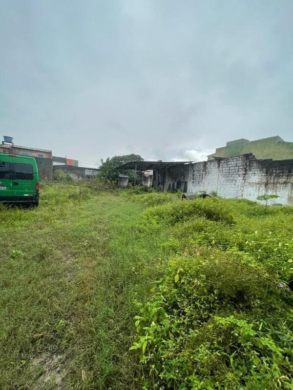 Foto 13 de 35: Comercial em leilão em Aracaju - SE — LOTE 001 IMÓVEL COMERCIAL E RESIDENCIAL - BAIRRO SANTOS DUMONT - ARACAJU/SE