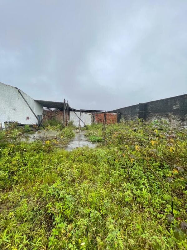 Foto 21 de 35: Comercial em leilão em Aracaju - SE — LOTE 001 IMÓVEL COMERCIAL E RESIDENCIAL - BAIRRO SANTOS DUMONT - ARACAJU/SE