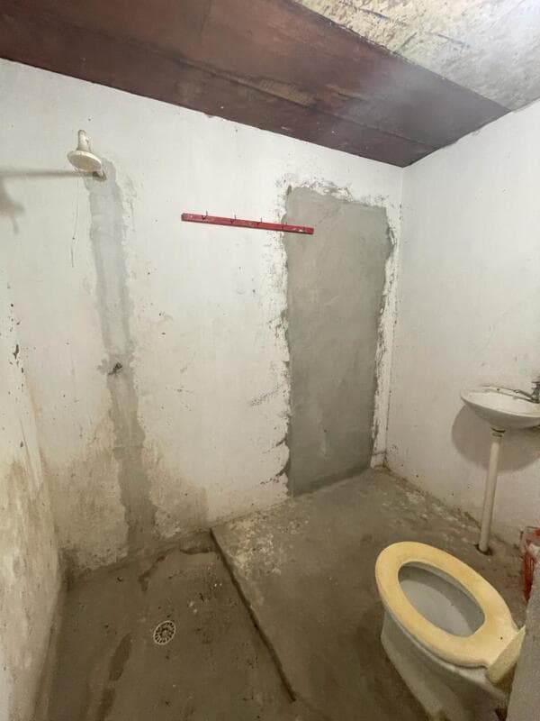 Foto 24 de 35: Comercial em leilão em Aracaju - SE — LOTE 001 IMÓVEL COMERCIAL E RESIDENCIAL - BAIRRO SANTOS DUMONT - ARACAJU/SE