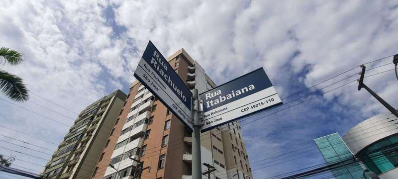 Foto 4 de 17: Apartamento em leilão em Aracaju - SE — LOTE 001 APARTAMENTO - EDIFÍCIO SAVEIRO - SÃO JOSÉ - ARACAJU/SE