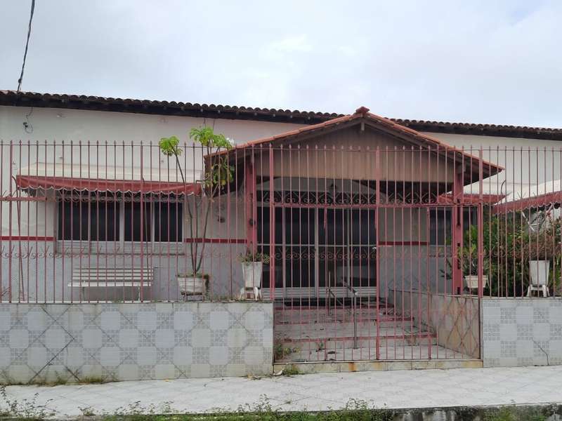 Foto 2 de 7: Terreno em leilão em Aracaju - SE — LOTE 001 IMÓVEL - BAIRRO LUZIA - ARACAJU/SE (VENDA DIRETA)