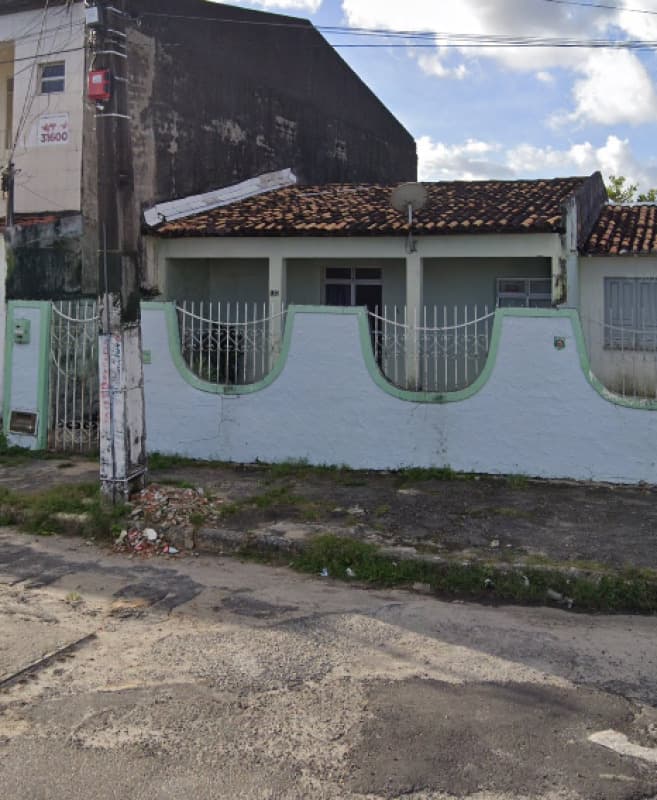 Casa em leilão em Aracaju - SE — LOTE 001 CASA - CONJUNTO BUGIO - ARACAJU/SE