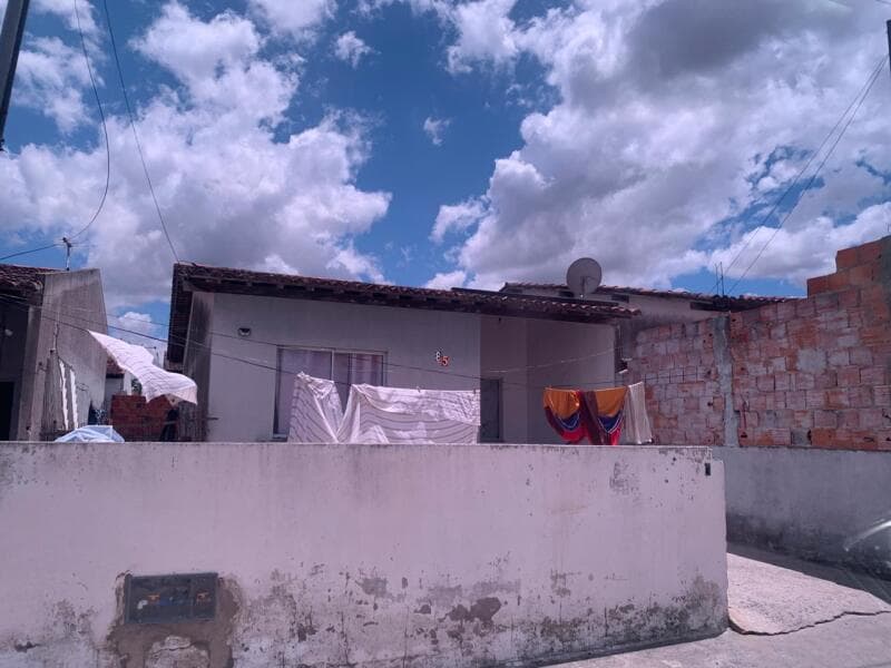 Terreno em leilão em Simão Dias - SE — LOTE 015 TERRENO REPRESENTADO PELO LOTE Nº 12 - EM ÁREA RESIDENCIAL - SIMÃO DIAS/SE