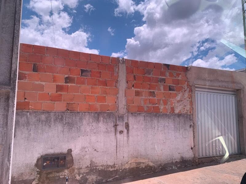 Terreno em leilão em Simão Dias - SE — LOTE 017 TERRENO REPRESENTADO PELO LOTE Nº 14 - EM ÁREA RESIDENCIAL - SIMÃO DIAS/SE