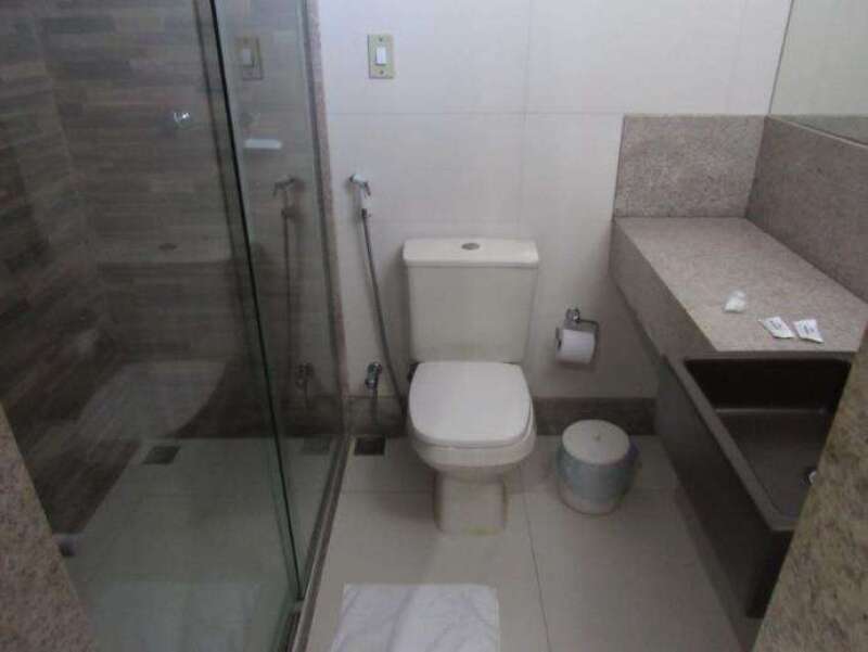 Foto 16 de 19: Comercial em leilão em Aracaju - SE — LOTE 001 IMÓVEL COMERCIAL - POUSADA - BAIRRO FAROLÂNDIA - ARACAJU/SE