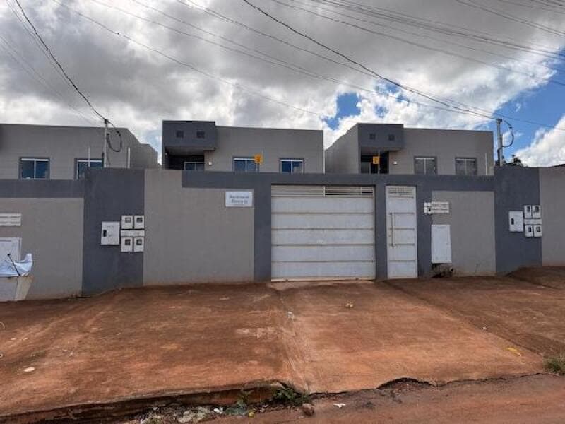 Apartamento em leilão em Planaltina - GO — LOTE 100 APARTAMENTO - PLANALTINA/GO
