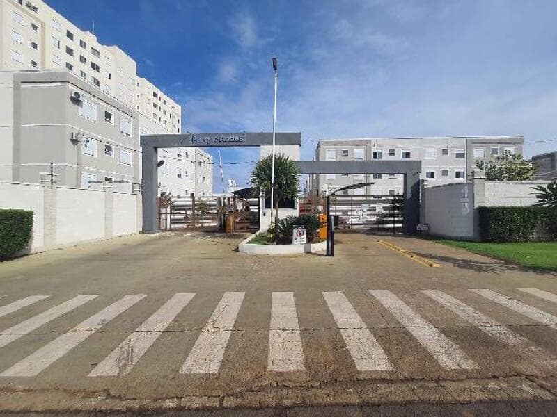 Apartamento em leilão em Uberaba - MG — LOTE 166 APARTAMENTO - UBERABA/MG
