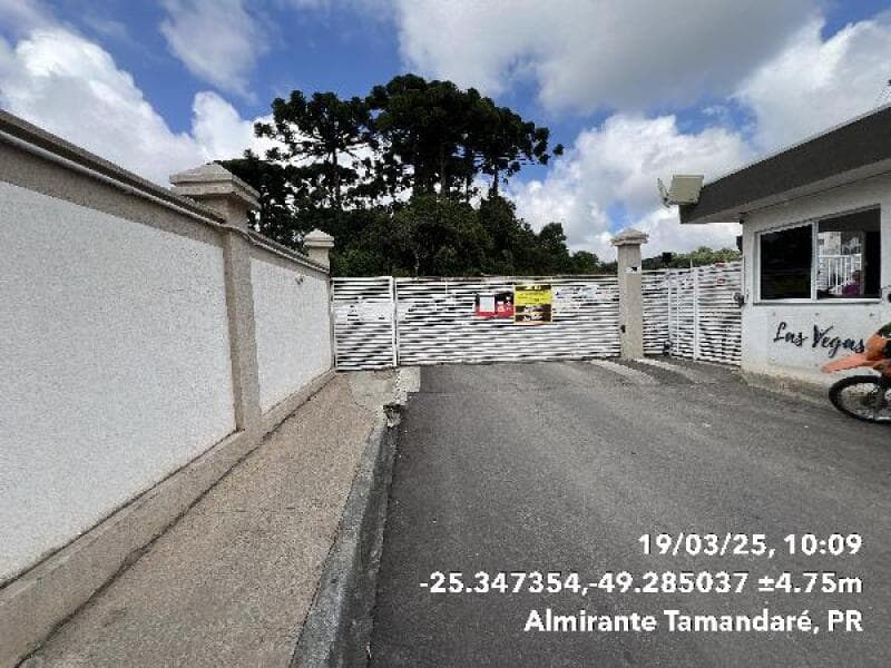 Apartamento em leilão em Almirante Tamandaré - PR — LOTE 203 APARTAMENTO - ALMIRANTE TAMANDARE/PR