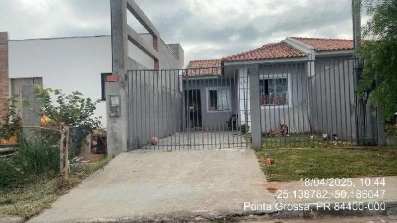 Casa em leilão em Ponta Grossa - PR — LOTE 237 CASA - PONTA GROSSA/PR