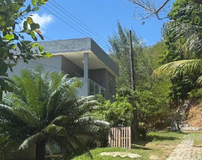 Casa em leilão em Nova Iguaçu - RJ — LOTE 271 SOBRADO - NOVA IGUACU/RJ