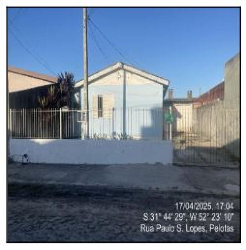 Casa em leilão em Pelotas - RS — LOTE 387 CASA - PELOTAS/RS