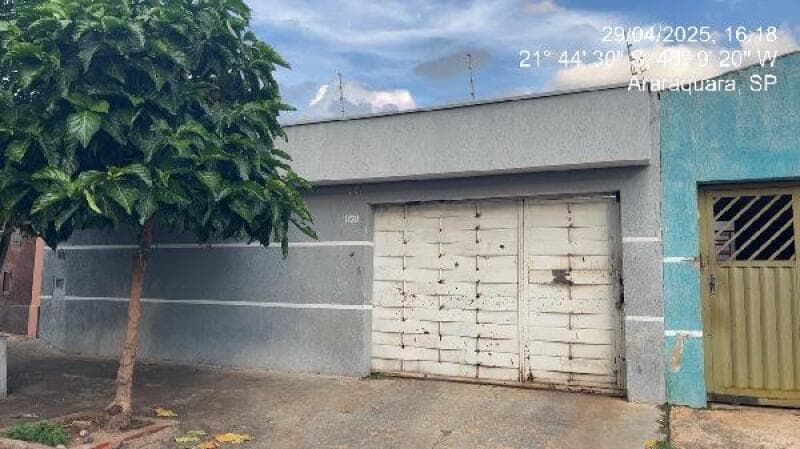 Casa em leilão em Araraquara - SP — LOTE 443 CASA - ARARAQUARA/SP