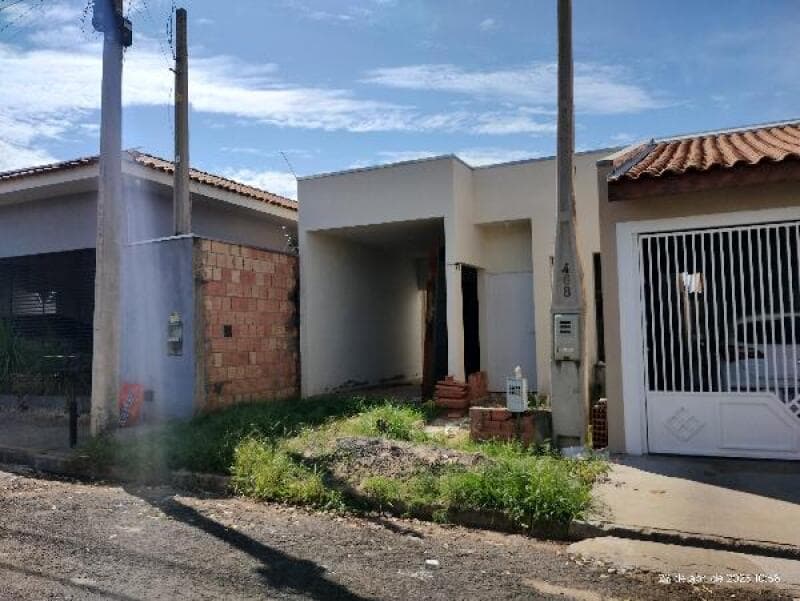 Casa em leilão em Reginópolis - SP — LOTE 506 CASA - REGINOPOLIS/SP