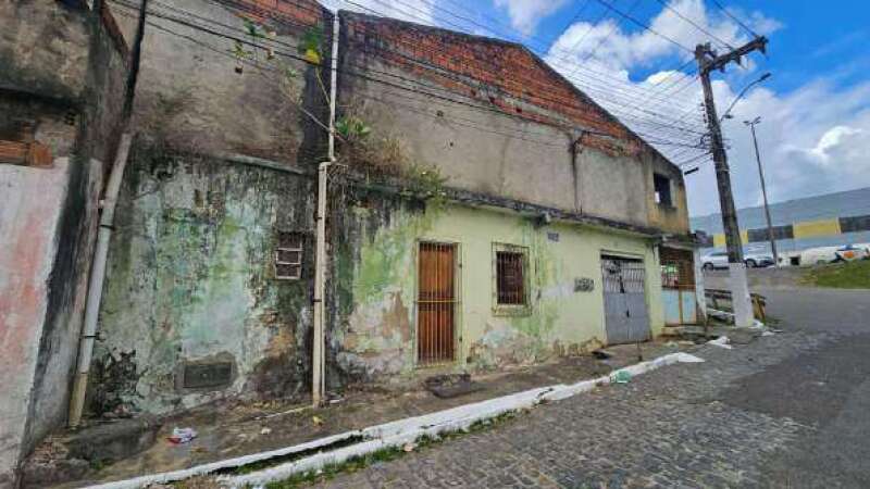 Foto 1 de 16: Comercial em leilão em Aracaju - SE — LOTE 001 IMÓVEL - AV. CHANCELER OSVALDO ARANHA - BAIRRO OLARIA - ARACAJU/SE