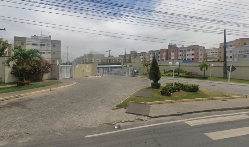 Foto 1 de 10: Apartamento em leilão em Nossa Senhora Do Socorro - SE — LOTE 001 IMÓVEL - APARTAMENTO - CONDOMÍNIO ENTRE RIOS MAIS VIVER CONDOMÍNIO CLUBE - BAIRRO FERNANDO