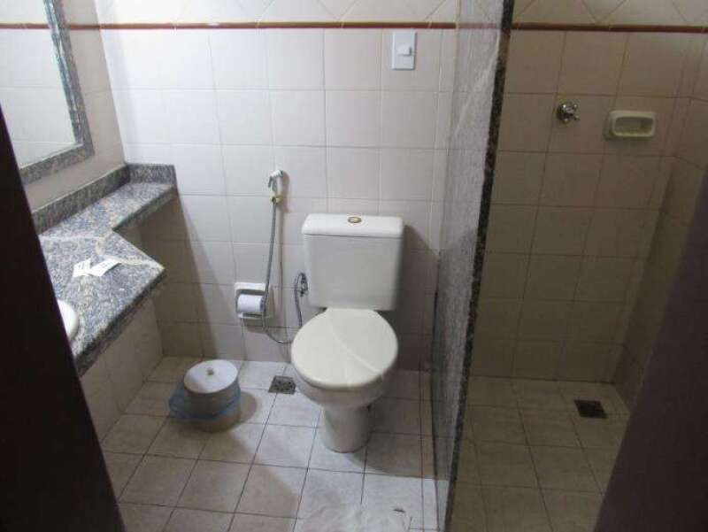 Foto 12 de 18: Comercial em leilão em Aracaju - SE — LOTE 001 IMÓVEL COMERCIAL - "POUSADA NUANCE" - FAROLÂNDIA - ARACAJU/SE