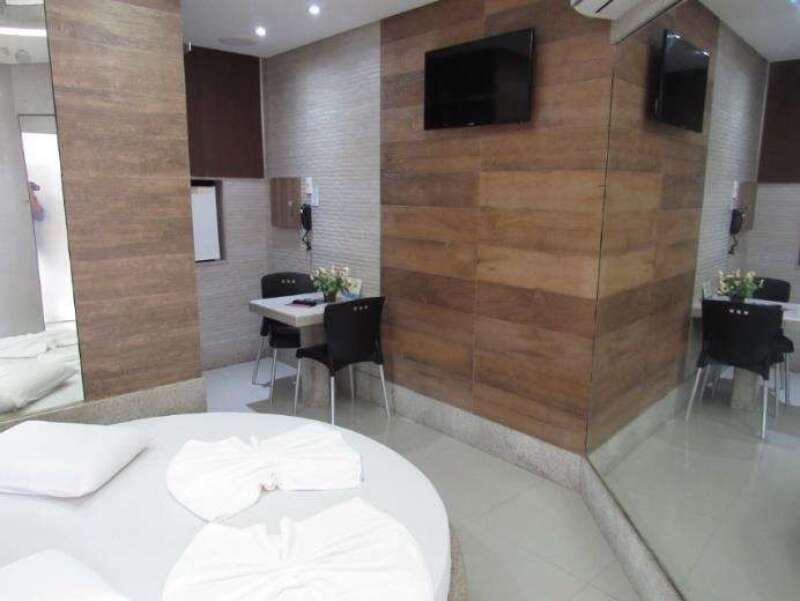 Foto 14 de 18: Comercial em leilão em Aracaju - SE — LOTE 001 IMÓVEL COMERCIAL - "POUSADA NUANCE" - FAROLÂNDIA - ARACAJU/SE
