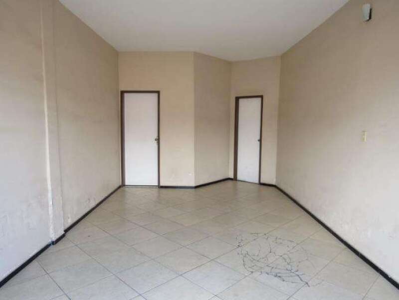 Foto 15 de 18: Comercial em leilão em Aracaju - SE — LOTE 001 IMÓVEL COMERCIAL - "POUSADA NUANCE" - FAROLÂNDIA - ARACAJU/SE