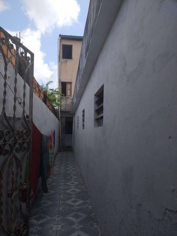Foto 7 de 20: Terreno em leilão em Aracaju - SE, bairro Santos Dumont — LOTE 001 IMÓVEL - BAIRRO SANTOS DUMONT - ARACAJU/SE