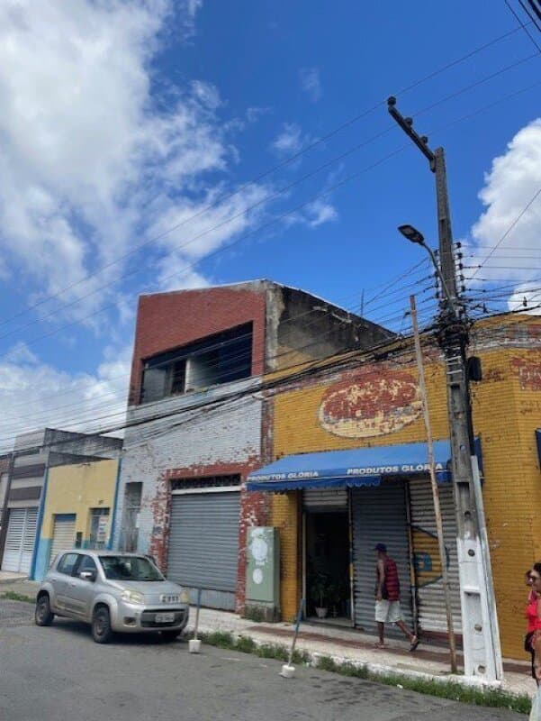 Foto 1 de 4: Terreno em leilão em Aracaju - SE, bairro Getúlio Vargas — LOTE 001 IMÓVEL - RUA LARANJEIRAS - GETÚLIO VARGAS - ARACAJU/SE
