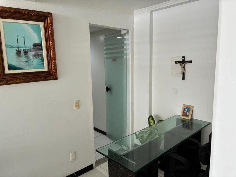 Foto 3 de 4: Comercial em leilão em Aracaju - SE, bairro Centro — LOTE 003 SALA Nº 610 - EDF. OVIÊDO TEIXEIRA