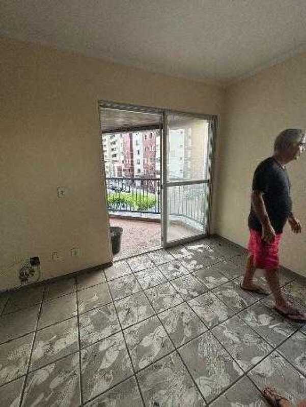 Foto 3 de 9: Apartamento em leilão em Aracaju - SE, bairro Treze de Julho — LOTE 001 APARTAMENTO - EDIFÍCIO MAXIM'S PLAZA - BAIRRO TREZE DE JULHO - ARACAJU/SE