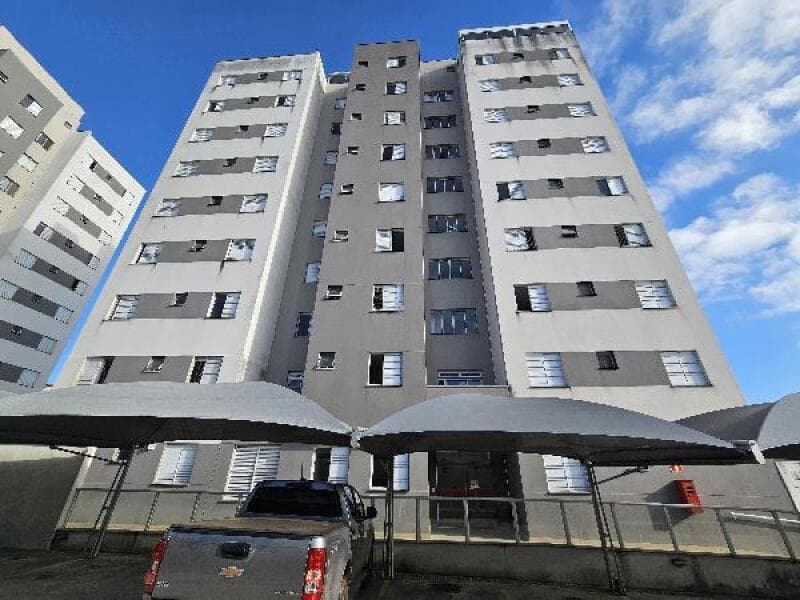 Apartamento em leilão em Belo Horizonte - MG — LOTE 113 APARTAMENTO - BELO HORIZONTE/MG