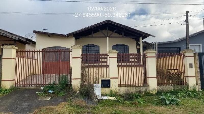 Casa em leilão em Lages - SC, bairro Araucária — LOTE 402 CASA - LAGES/SC
