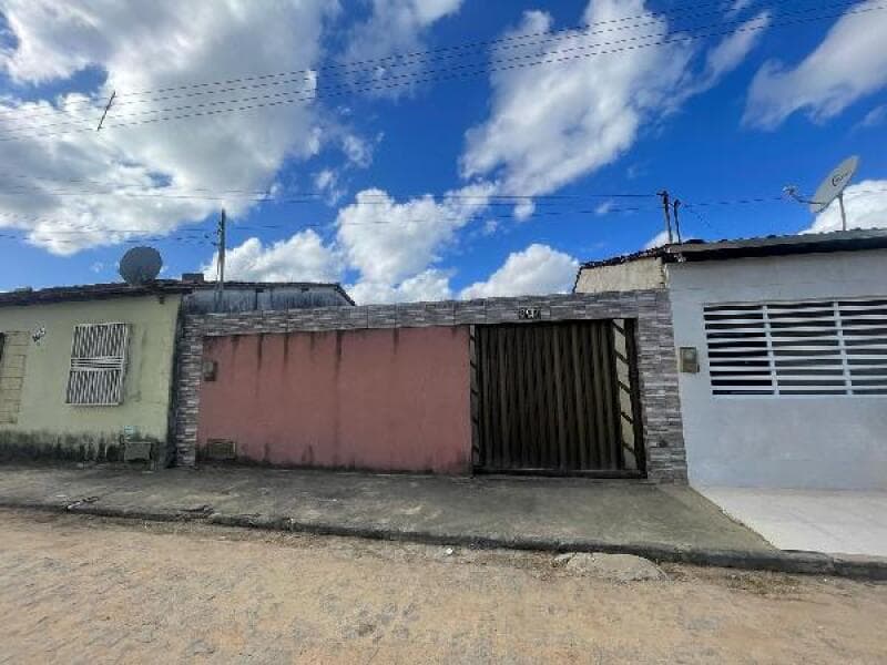 Casa em leilão em Arauá - SE, bairro Centro — LOTE 408 CASA - ARAUA/SE