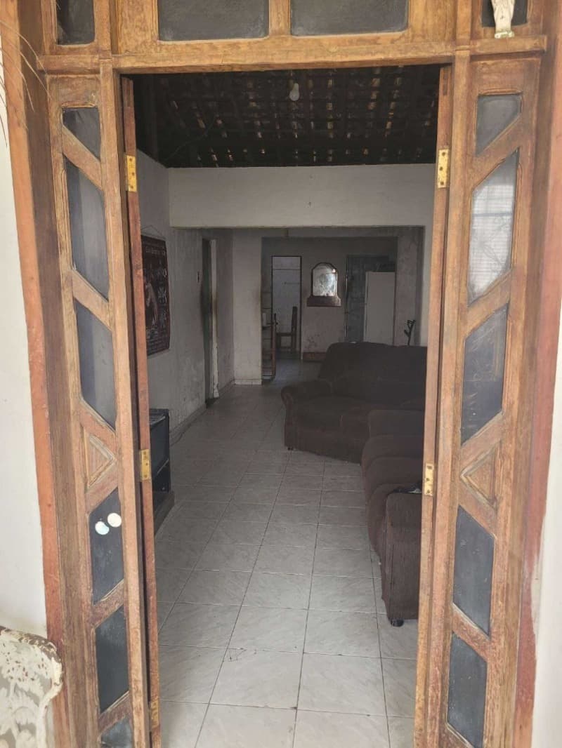 Foto 2 de 10: Casa em leilão em Aracaju - SE, bairro 18 do Forte — LOTE 004 CASA 75 - RUA DE PARAÍBA - BAIRRO 18 DO FORTE - ARACAJU/SE